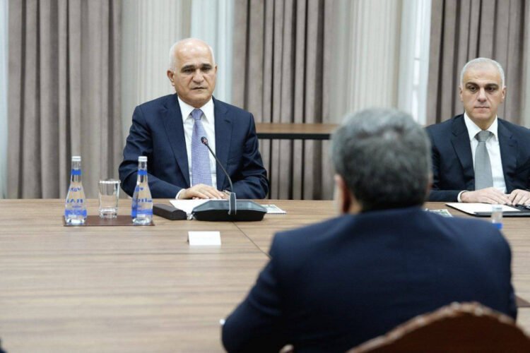 Mustafayev Əraqçi ilə görüşdü – FOTOLAR