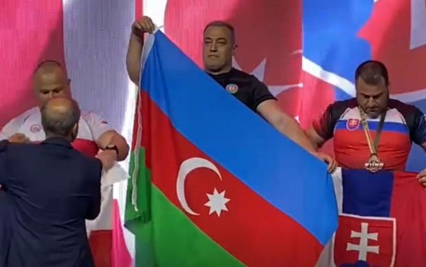 Prezident Milli Qəhrəmanımızın oğlunu təltif etdi – FOTO