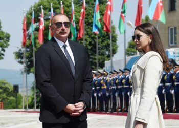 Parlament Prezident və xanımını təbrik etdi