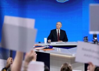 Putin dünən 70-dən çox suala cavab verdi – FOTOLAR