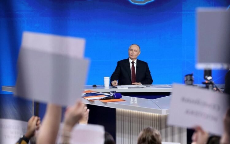 Putin dünən 70-dən çox suala cavab verdi – FOTOLAR