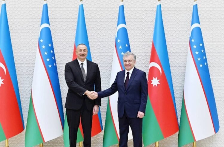 Şavkat Mirziyoyev Prezident İlham Əliyevi təbrik etdi