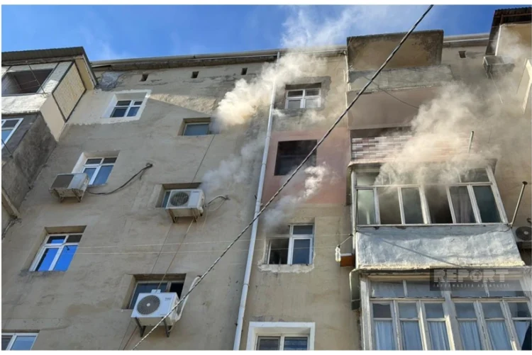 Sumqayıtda bina yandı – FOTOLAR