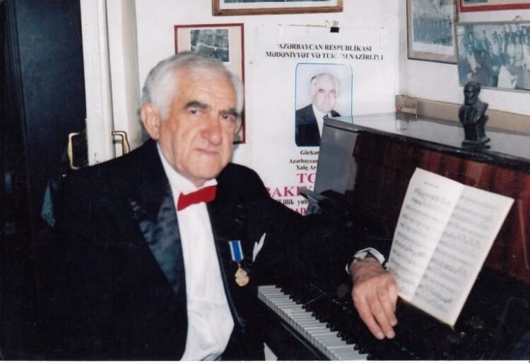 Prezident Tofiq Bakıxanovla bağlı sərəncam imzaladı