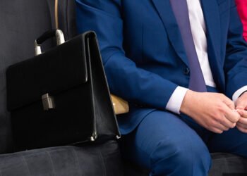 Nazirin işdən çıxardığı rəis yeni vəzifədə