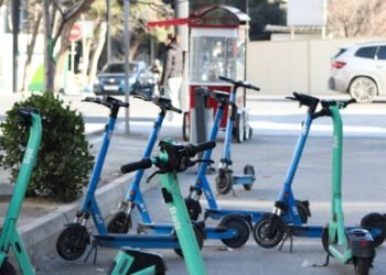 Velosiped və skuter oğruları saxlanıldı