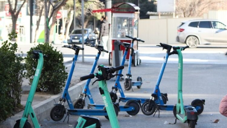 Velosiped və skuter oğruları saxlanıldı