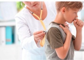 Uşaqlar arasında yayılan xəstəliyin qripdən fərqi və əlamətləri — Həkim izah edir (VİDEO)