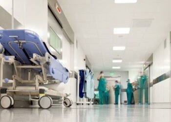 Bakıda şagirdlər saqqızdan zəhərləndi – Açıqlama