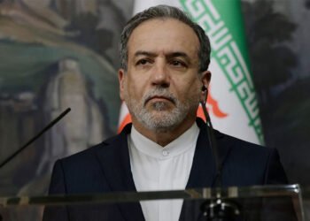 İran XİN-dən sərt diplomatik mövqe: Müharibə yox, danışıqlar