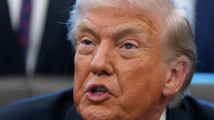 Ticarət gərginliyi artır: Tramp Avropaya qarşı əlavə rüsumları qaçılmaz sayır