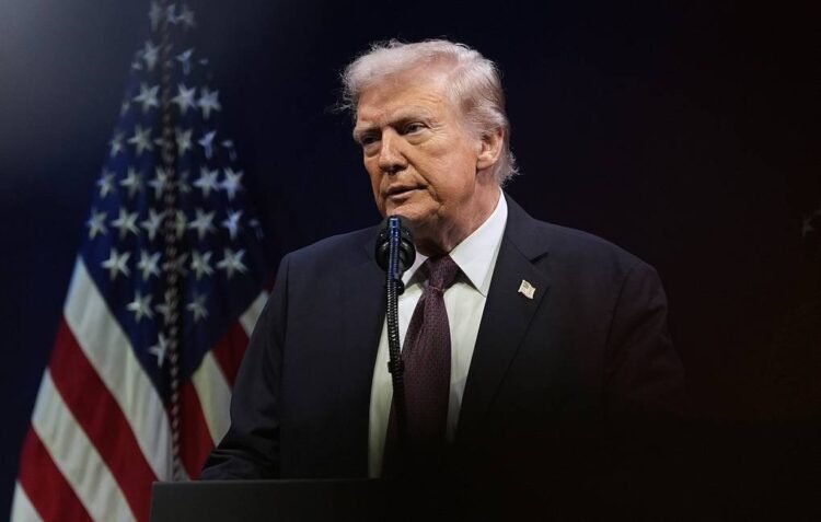 Tramp İranla əməkdaşlığa qarşı ticarət müharibəsi başladır