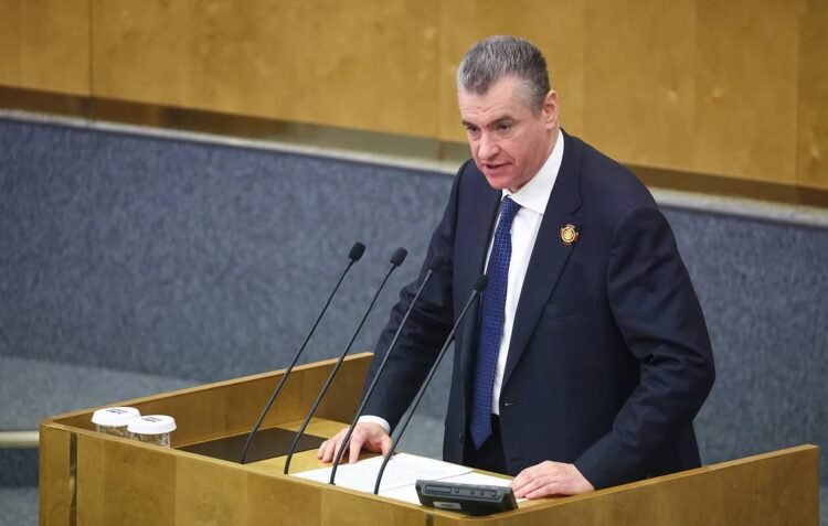 London–Kiyev xətti tənqid hədəfində: Nüfuz oyunu yenidən gündəmdə