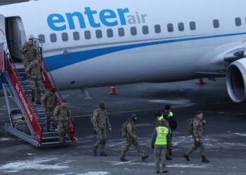 Qrenlandiyada hərbi mövcudluq artırılır: Danimarka qərb bölgəyə əlavə qüvvə göndərir