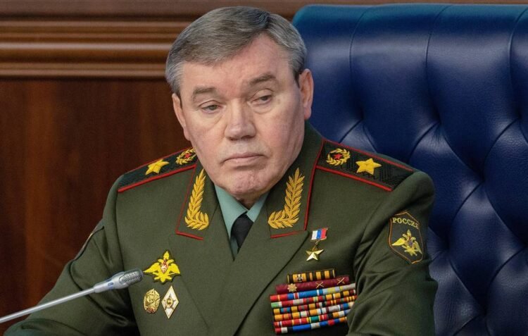 Rusiya Baş Qərargahı: Qoşunlar Bütün Cəbhələrdə İrəliləyir