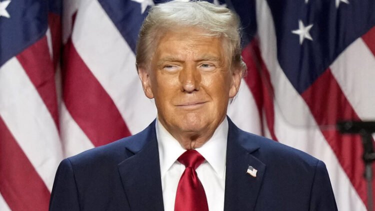 Vaşinqtondan sərt mesaj — Tramp İran yaxınlığında hərbi güclənməni açıqladı