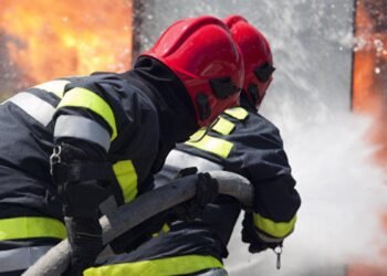 Qazaxda yanacaq daşıyan avtomobil yanır