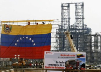 Venesuela planı: ABŞ neft şirkətlərinə milyardlarla dollar tələbi qoydu