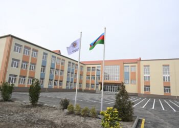 Ucarda Heydər Əliyev Fondunun təşəbbüsü ilə inşa olunan məktəb istifadəyə verildi