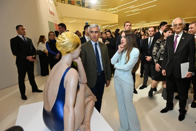 Heydər Əliyev Mərkəzində Kerol Förmenin sərgisinin açılışı oldu