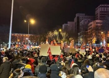 İstanbuldakı 520 minlik yürüşdə Azərbaycana qarşı pankart…