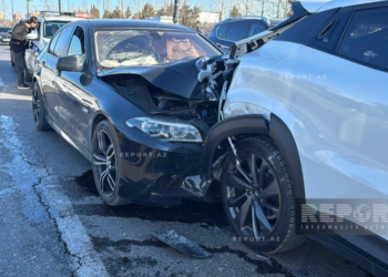 Sumqayıtda 6 maşının iştirakı ilə zəncirvari qəza oldu – FOTO