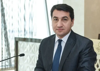 Hikmət Hacıyevin bu sözü erməni politoloqu isterikaya saldı