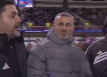 Qurban Qurbanov göz yaşlarını saxlaya bilmədi