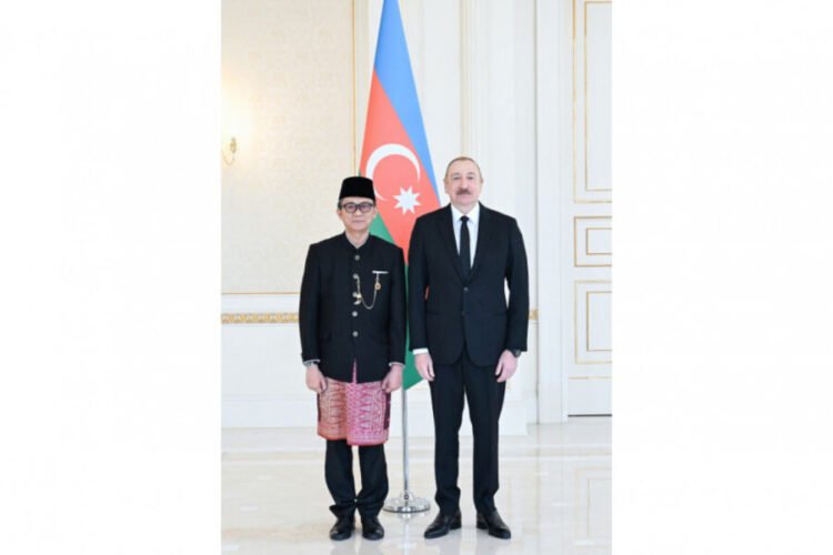 İlham Əliyev İndoneziya Prezidentini Azərbaycana səfərə dəvət edib