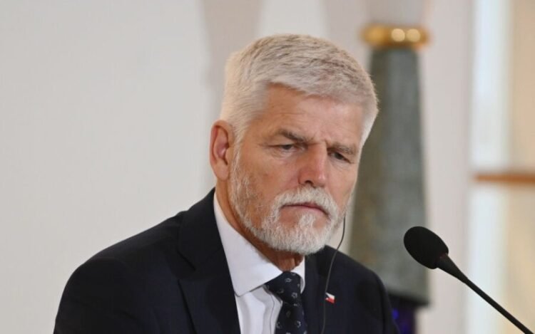 Çexiya liderindən sülh çağırışı: Kiyev ağrılı kompromislərə hazır olmalıdır