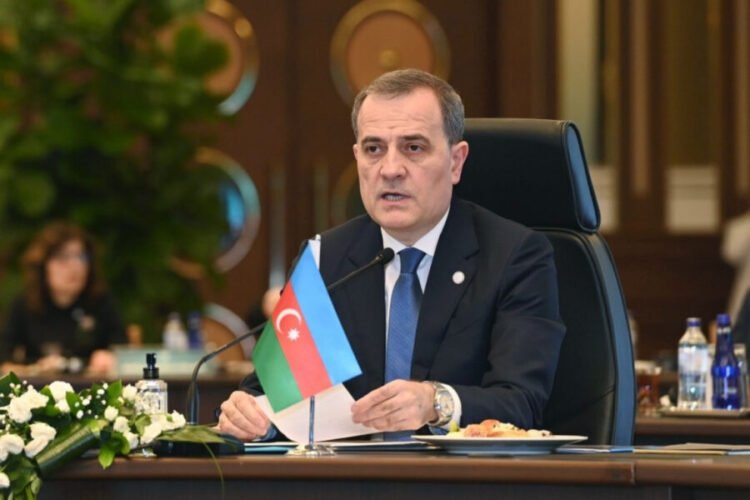 Ceyhun Bayramov ABŞ Dövlət katibi ilə danışdı