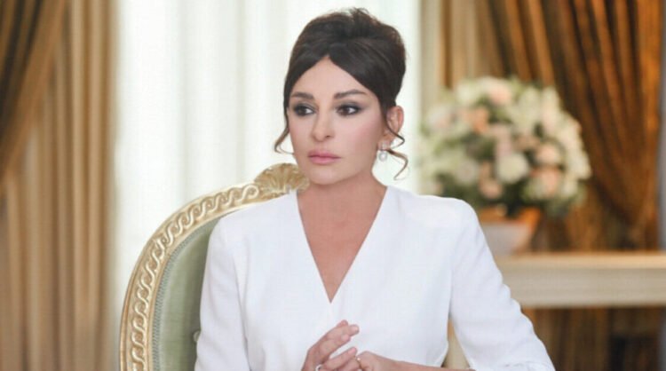 Mehriban Əliyevadan Prezidentin Davosda iştirakı ilə bağlı paylaşım – FOTO