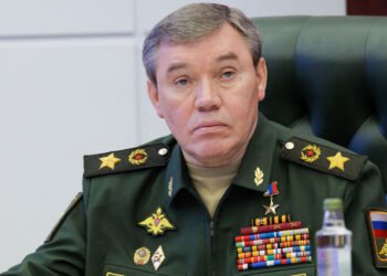 Rusiya ordusunda yüksək səviyyəli yoxlama: Baş Qərargah rəisi cəbhədə