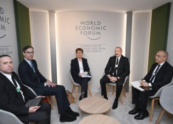 İlham Əliyev Davosda Odile Reno-Basso ilə görüşdü – FOTOLAR