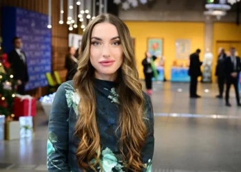 Alena Əliyeva Milad bayramı ilə bağlı paylaşım etdi – FOTO