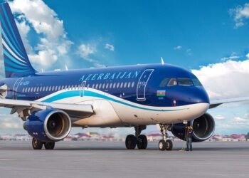 Bakıya uçan təyyarə aeroportdan qalxa bilmədi – Səbəb