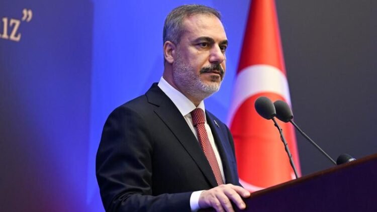 Nazir üç ölkə ilə diplomatik danışıqlar aparıb