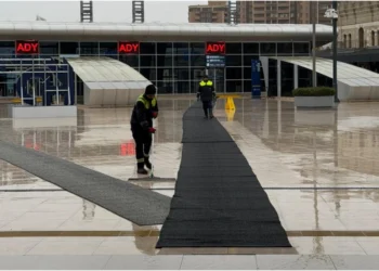 Qarlı hava şəraitində bütün qatarlar qrafik üzrə hərəkət edir – ADY