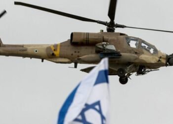 Qəza xəbəri yayıldı: İsrail helikopteri daşınma zamanı sıradan çıxıb