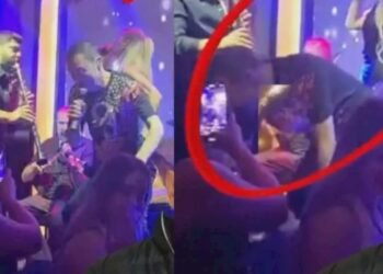 Sərdar Ortaç səhnədə yıxıldı — VİDEO