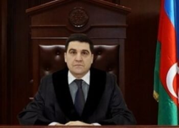 Məhkəmə sədri oğlunun ailəsindəki faciədən danışdı