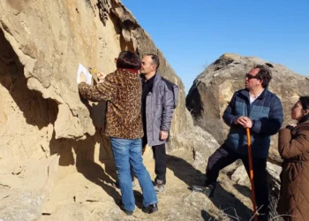 Qobustanda qəribə tapıntı: naməlum təsvir üzə çıxdı