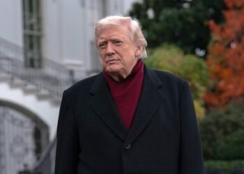 Tramp Azərbaycanın xəbər kanalından video paylaşdı