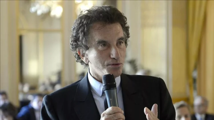 Fransanı sarsıdan sənədlər: keçmiş nazir ifadəyə dəvət olundu