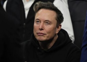 Mask: Fransa hakimiyyəti X-ə təzyiq göstərir