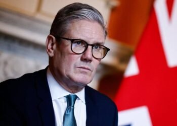 Baş nazirin kreslosu silkələnir: Starmer həftəsonunu necə keçirəcək?