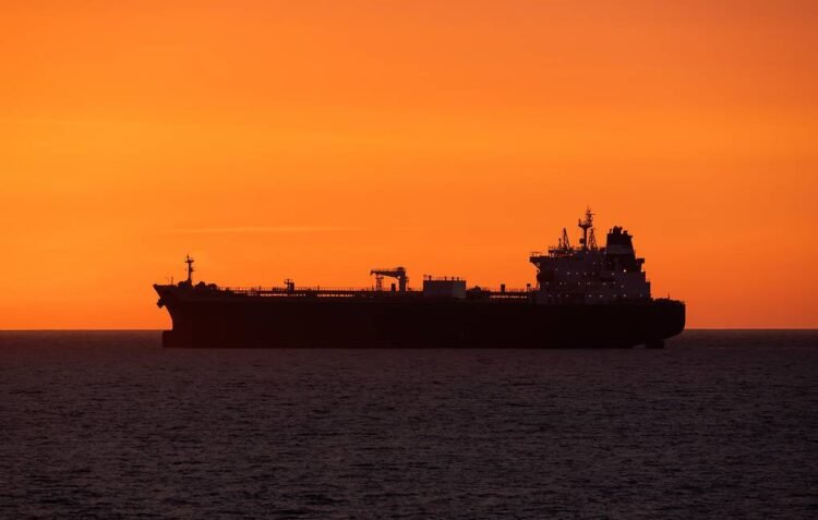 ABŞ əməliyyatı: Hind Okeanında gərgin anlar və tanker təhlükəsizliyi təmin olundu