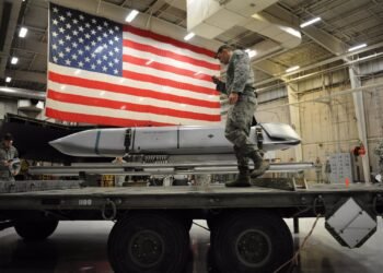 Polşa və ABŞ strateji addımlarını qiymətləndirir: nüvə silahları mövzusu