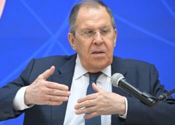 Yeni təzyiqlər: Venesuela Rusiya neft şirkətlərini geri çəkilməyə məcbur edir