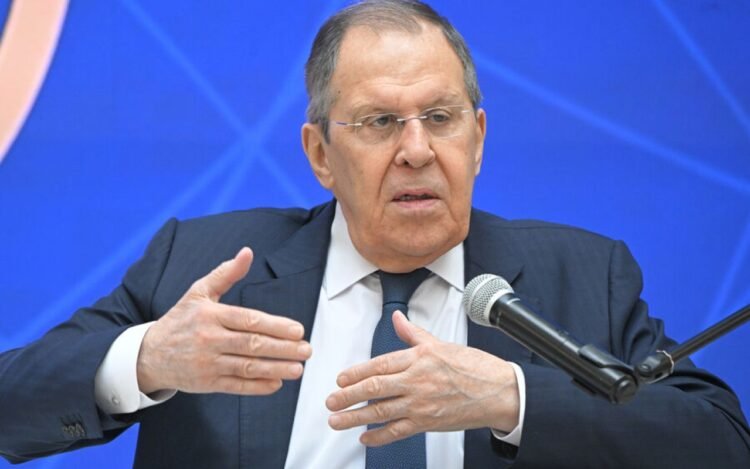 Yeni təzyiqlər: Venesuela Rusiya neft şirkətlərini geri çəkilməyə məcbur edir